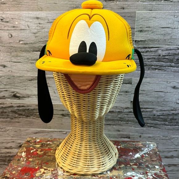 Disney Parks Unisex Pluto Foam Front Mesh Snapback Baseball Cap Hat - Picture 5 of 13